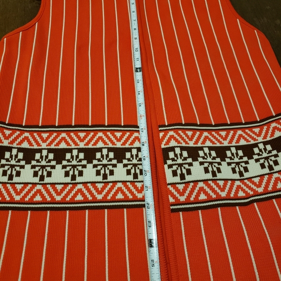 Vintage Sweater Vest Orange Union Made Ladies Garment - Picture 4 of 9